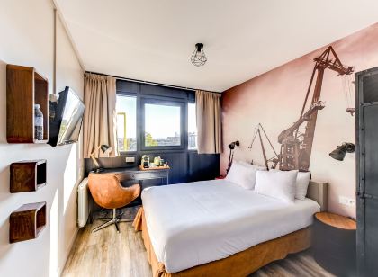 Brit Hotel St Nazaire Centre Gare