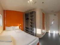 TL Hotel Budapest (EasyHotel Budapest Oktogon) ヒーローズスクエア周辺のホテル