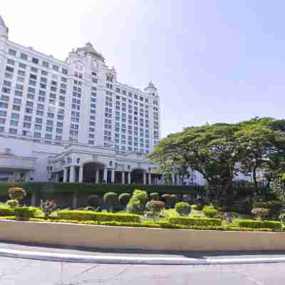Waterfront Cebu City Hotel & Casino Hotel Exterior
