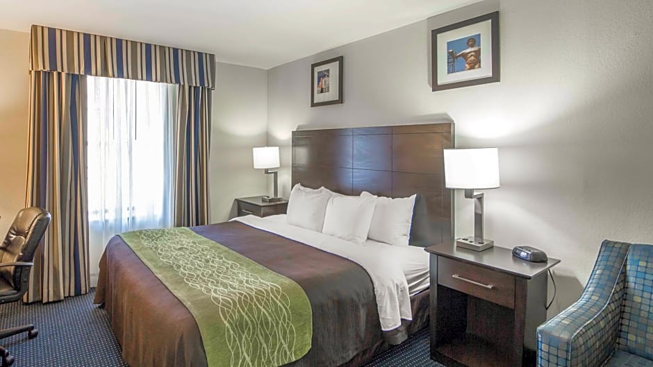 Quality Inn Tulsa-Downtown West