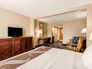 Quality Inn & Suites North Myrtle Beach