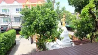 Kanlaya Place Hotellit kohteessa Nang Lae