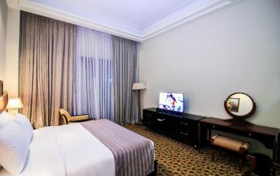 Rooms The Luneta Hotel Manila Photo