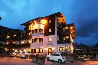 Hotel Cristallo