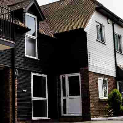 Winchelsea Lodge Hotel Exterior