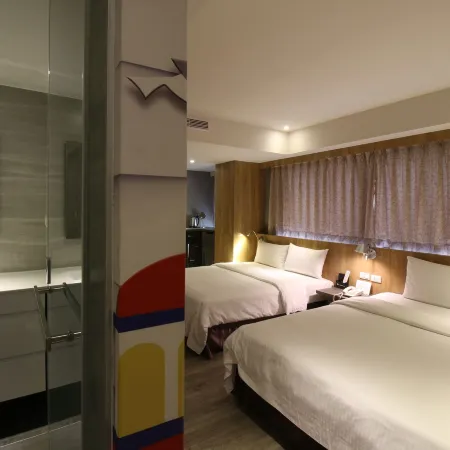 Blue Coast Hotel Отели рядом с достопримечательностью «НКНУ - Хэпин Кампус»