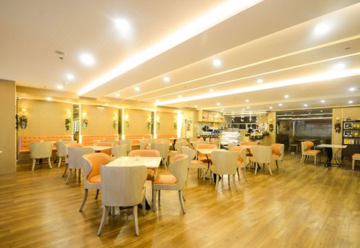 Extremeli Suites Manila