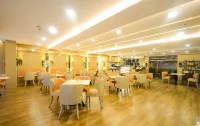 Extremeli Suites Manila