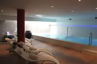 Hôtel Montaigne & Spa - Pools
