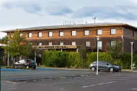 All Suites Hotel Le Teich Hotels in Mios