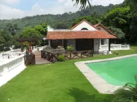 Iguanazu Bed & Breakfast