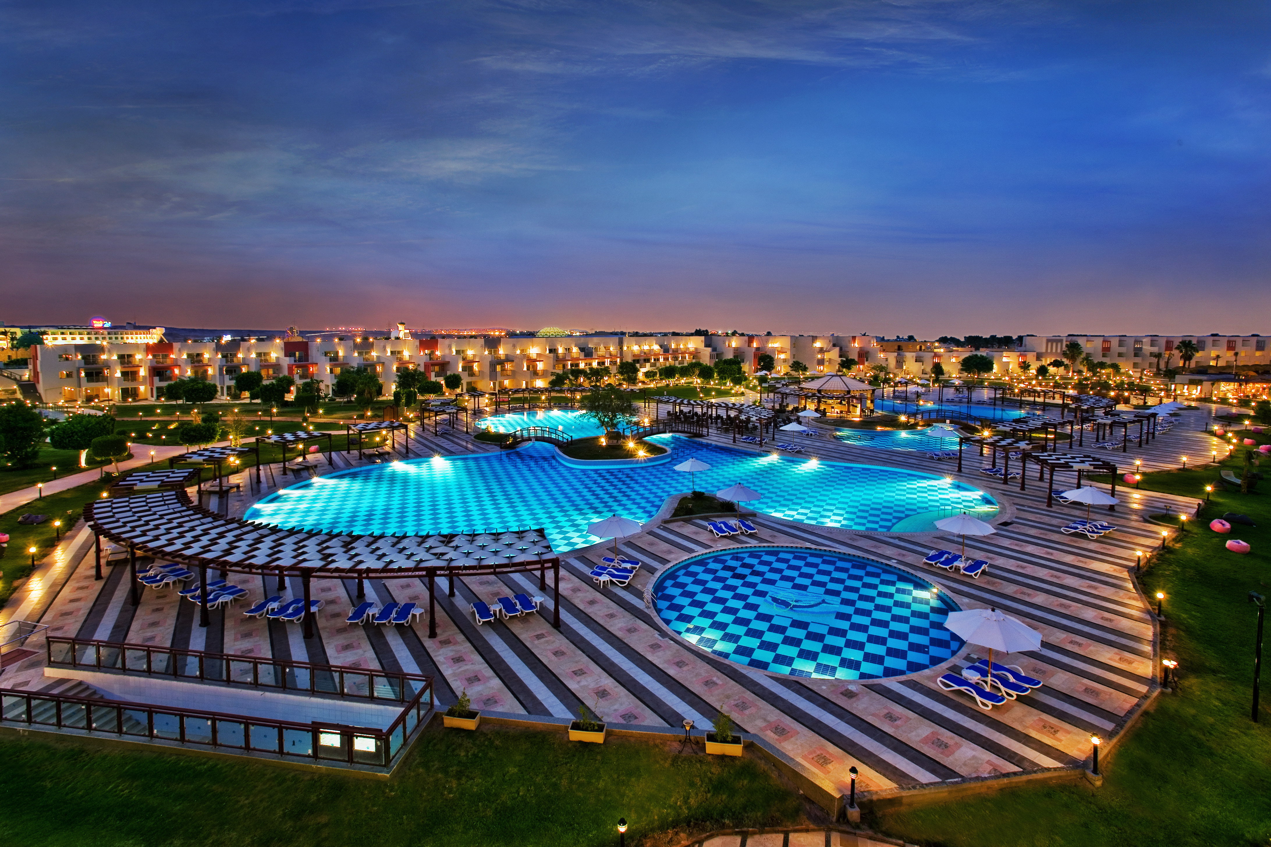 Отель санрайз кристал египет хургада. Sunrise crystal bay resort -grand select 5*. Sunrise grand select crystal bay resort. Sunrise crystal bay resort -grand select 5*. Sentido crystal bay resort) 5*.