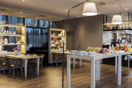 AC Hotel la Finca Отели в г. Посуэло де Аларкон