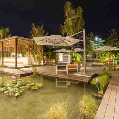 Crowne Plaza Vientiane Hotel Exterior