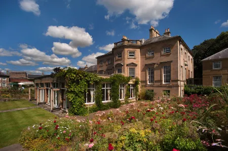 Ednam House Hotel Отели рядом с достопримечательностью «Аббатство Келсо»