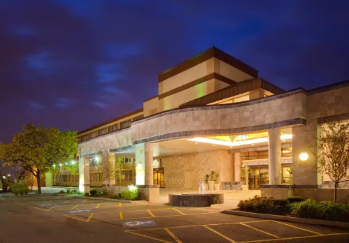 Holiday Inn & Suites CHICAGO NORTH SHORE (SKOKIE) by IHG