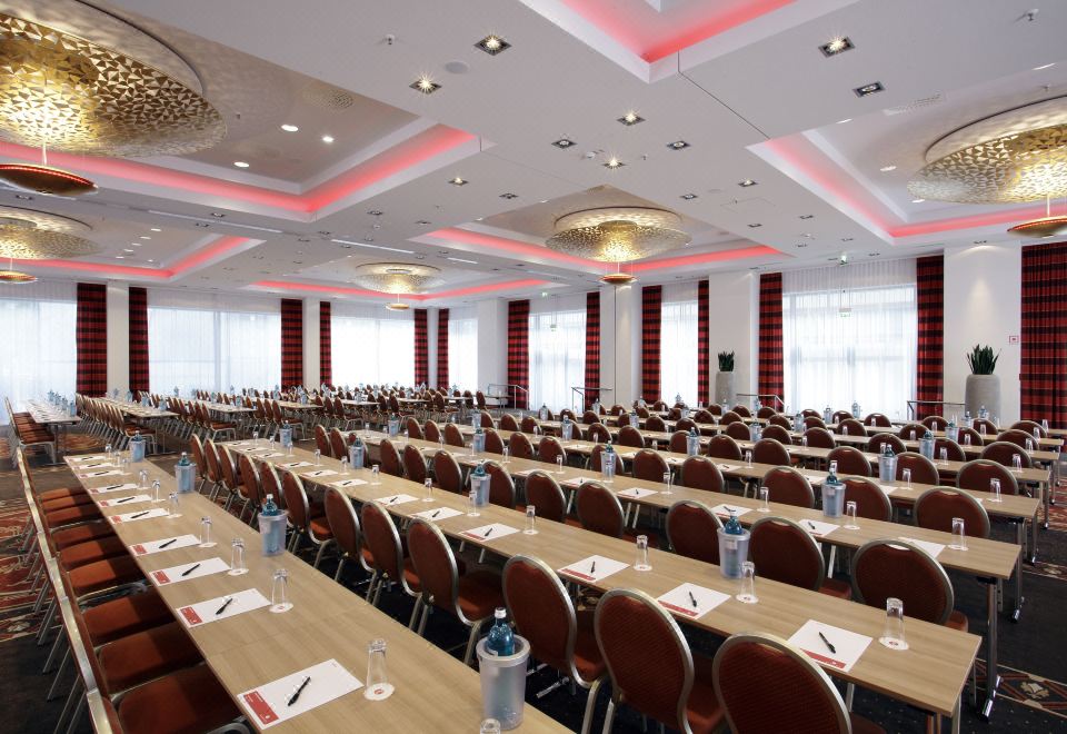 3. H4 호텔 베를..