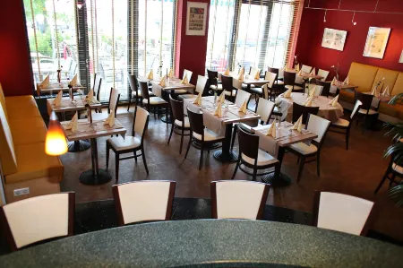 Hotel Ascot Bristol Отели в г. Нутеталь