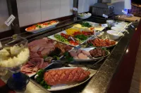 Hotel am Hopfenmarkt - breakfast