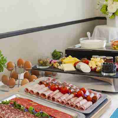 康城克魯瓦塞特奈霍套房 Dining/Meeting Rooms