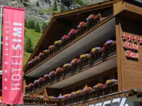 Hotel Simi Hotels near Gorner Ridge