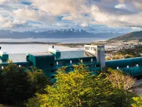 Arakur Ushuaia Resort & Spa Hotels near Malvinas Square