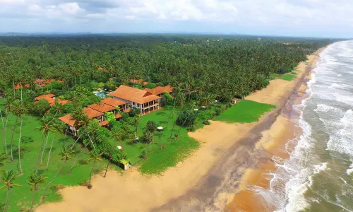 Clove Beach Wadduwa
