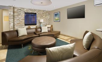 Candlewood Suites Richmond-South