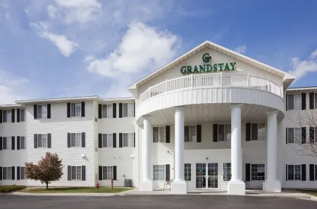 GrandStay Residential Suites Rapid City Отели в г. Саммерсет