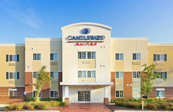 Candlewood Suites 温泉城