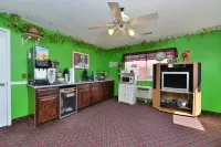 Americas Best Value Inn and Suites Siloam Springs