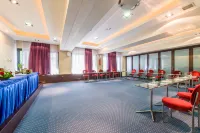 Queen Olga Hotel - Pet friendly