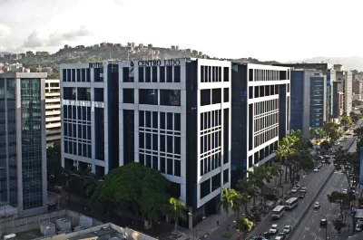 Lidotel Caracas Hoteles cerca de Plaza El Indio