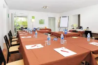 Residhome Genève Prévessin le Carré d'Or Hotels in Prevessin-Moens