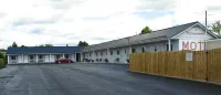 Perth Plaza Inn & Suites Hotels in Perth