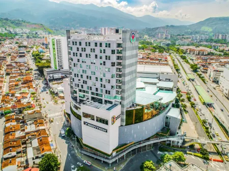 Sonesta Hotel Bucaramanga Отели в г. Лома Меса де Руитоке