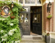 Hotel Pegasus Hotels near Wittenborg University of Applied Sciences