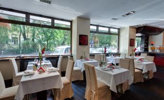 Moxa Bucharest Boutique Hotel