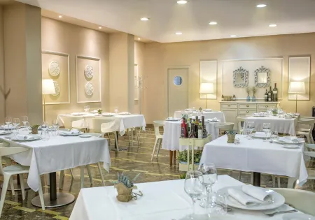 Hotel Ciudad de Cazorla Отели рядом с достопримечательностью «Музей искусства и традиций в верхнем течении реки Гвадалквивир»