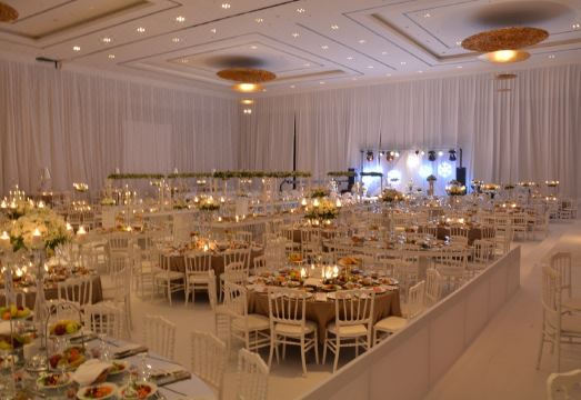 1. 그랜드 호텔 코..