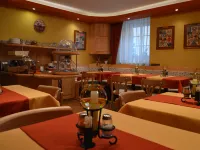 Duna Panzió โรงแรมในกียอร์