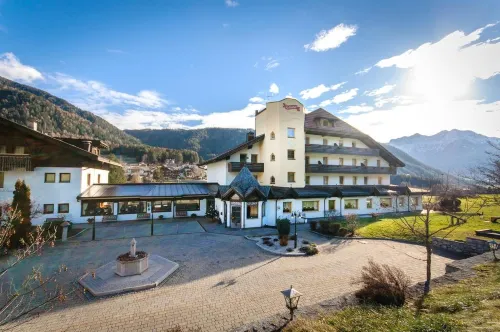 Smy Koflerhof Wellness & Spa Dolomiti Hotels in Valdaora