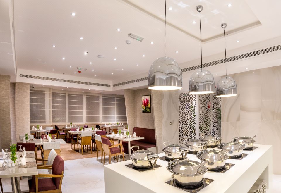 호손 스위트 바이 윈덤 아부 다비의 외부 전경