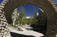 Surf Hotel & Chateau
