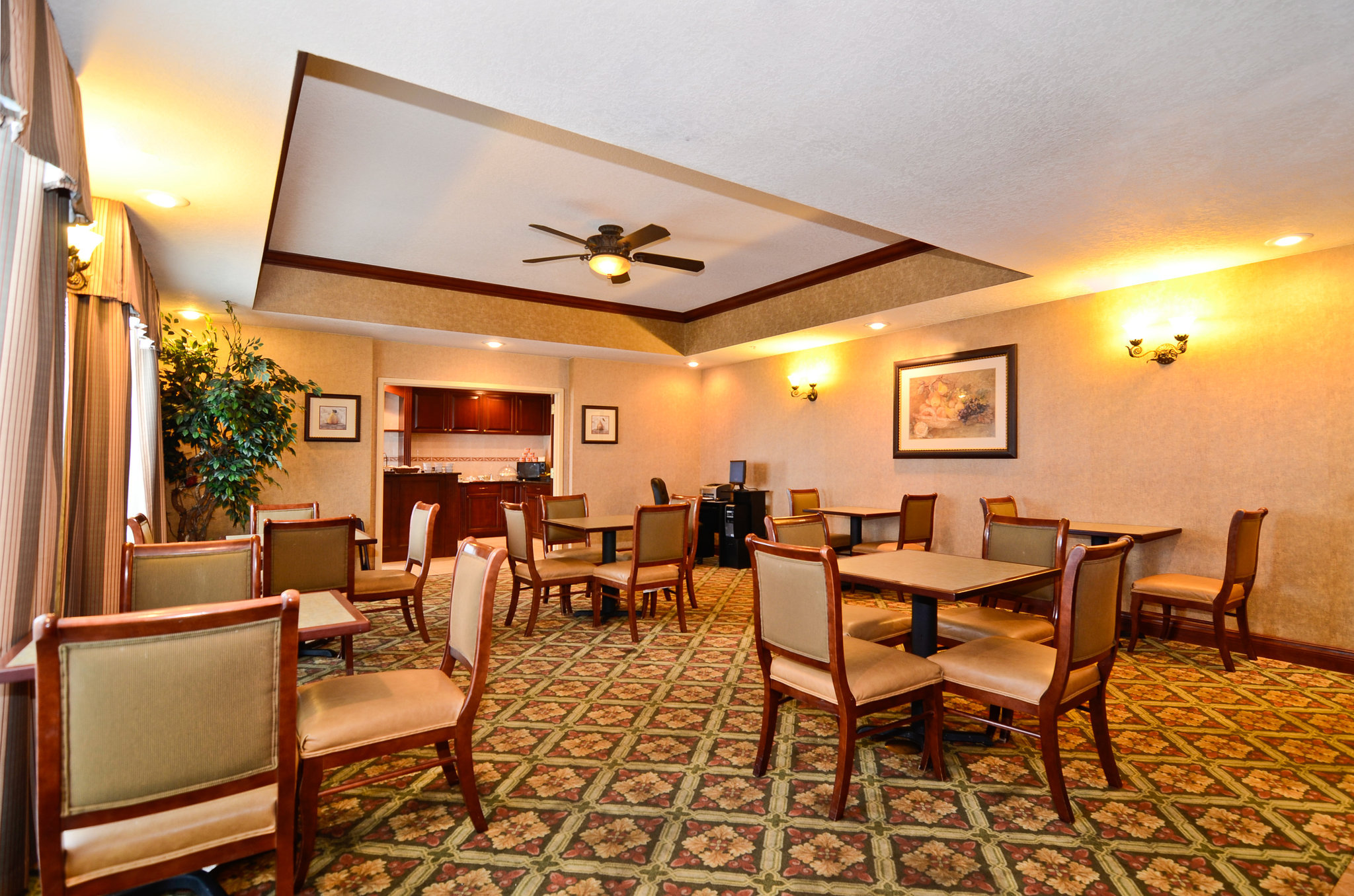 Best Western Heritage Inn and Suites