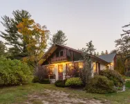 Adk Trail Inn Hotels in Keene