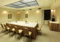 Holiday Inn Express Little Rock-Airport
