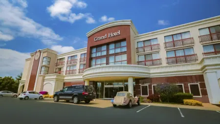 Grand Hotel