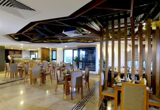 런던 하노이 호텔 외관