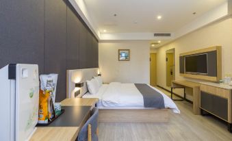 Shankee Tea Style Hotel (Qingdao Licun Commercial Street Wannianquan Road Subway Station)